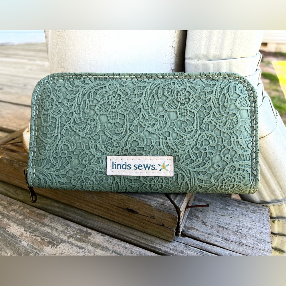 Green Lace Wallet by Linds Sews